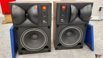 JBL4425