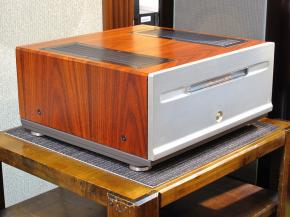 Luxman M08